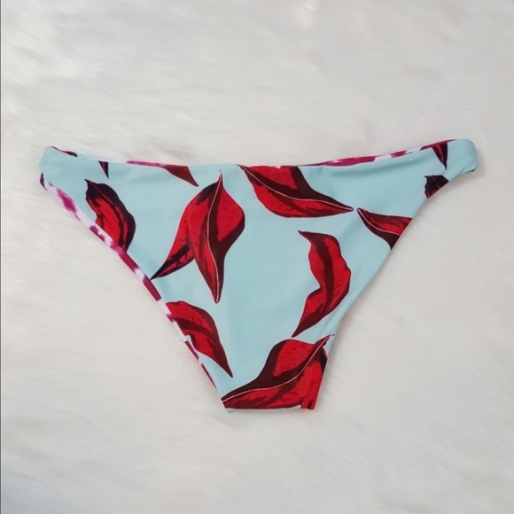 Cupshe | Reversible Floral Bikini Bottom - Picture 2 of 7